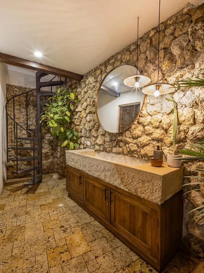 New Private 3 Bedroom Casa In The Old City With Ensuite Bathrooms And Plunge Pool Cartagena 0*,